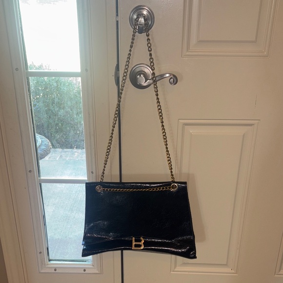 Black Designer Chain Shoulder Bag - Picture 3 of 4